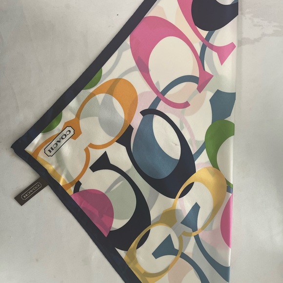 COPY - Brand New Coach LOGO Signature C Multi Color Reversible Silk Scarf 21” x… - Picture 3 of 6
